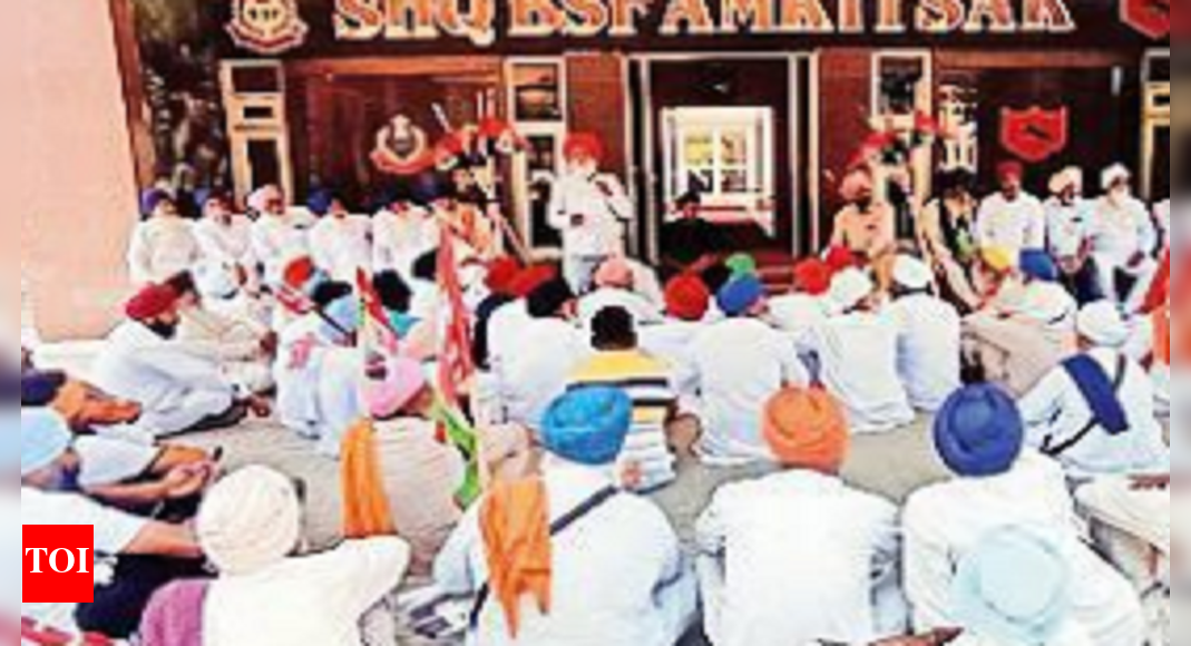 Stir over access to border farmland | Chandigarh News