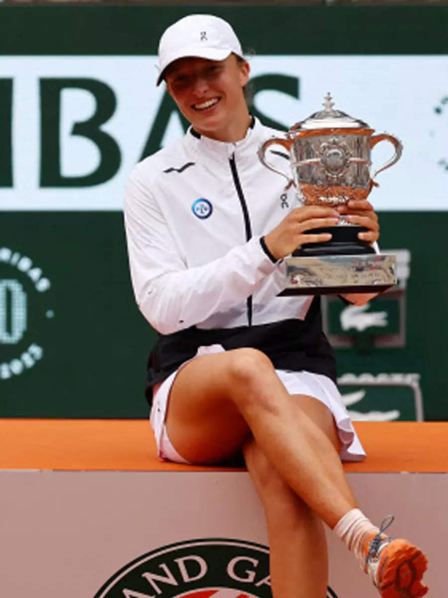 World No. 1 Iga Swiatek Clinches Third French Open Title | Times Of India