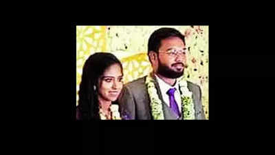 Chennai Gana New New Sex Sex Video - Newly wed doctor couple from Chennai die in Bali during photoshoot | Chennai  News - Times of India