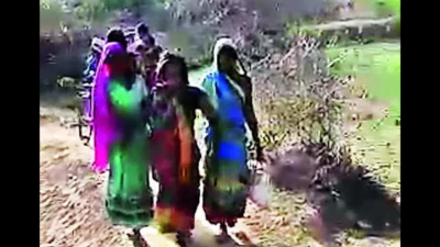 Pregnant woman walks 7km to catch ambulance in Jharkhand