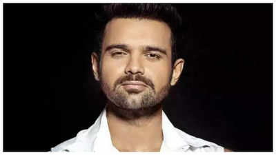 Mahaakshay Chakraborty says he isn't friends with any of the star kids, admits he gets jealous of them sometimes