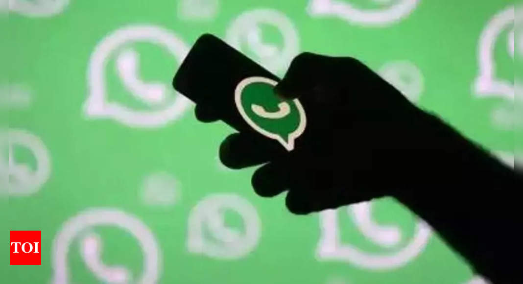 WhatsApp starts rolling out redesigned keyboard with emoji bar: Here’s what it means – Times of India