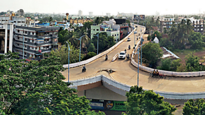 Road signage flout ups accident risk on flyover