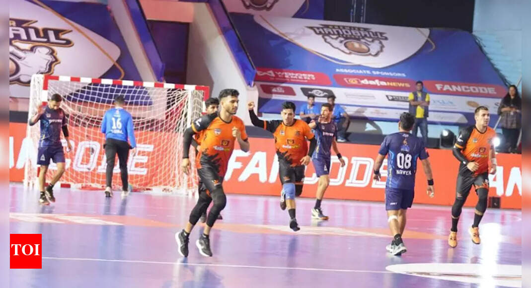 Maharashtra Ironmen thrash Golden Eagles Uttar Pradesh in Premier