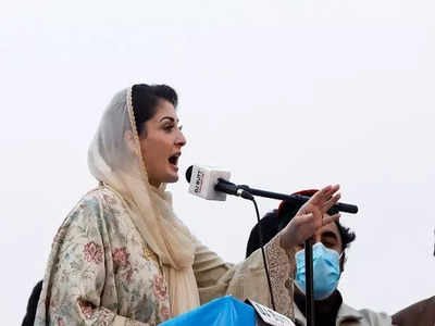 PTI can fit in a rickshaw after defections: Maryam Nawaz