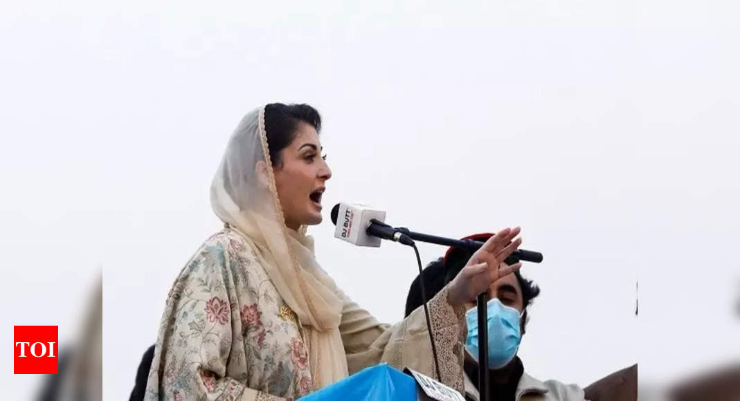 Maryam: PTI can fit in a rickshaw after defections: Maryam Nawaz – Times of India