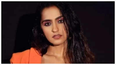 Asees Kaur of 'Raataan Lambiyan' fame set to perform in UK before 3,000 ...