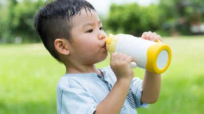 Easy tips and tricks to clean sipper bottles