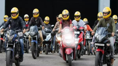 Bike-taxi drivers in Delhi mull return to home towns after Supreme Court order