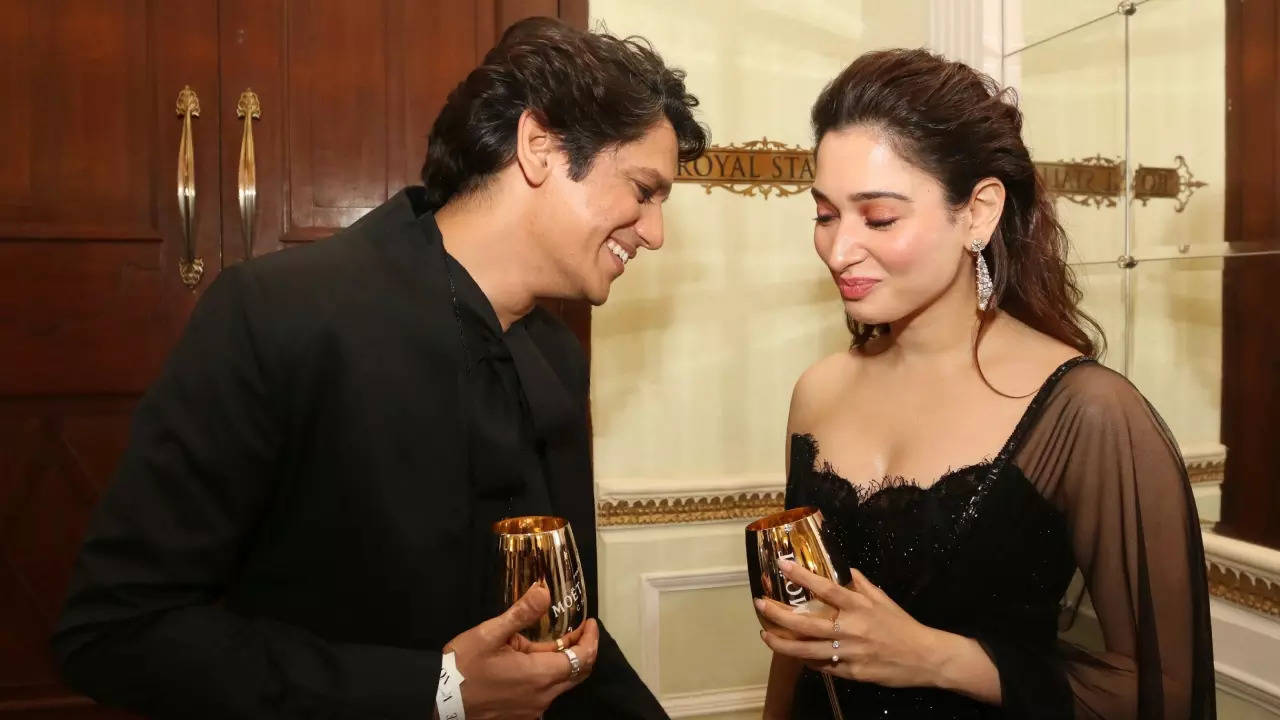 Indian School Lovers Six Videos - Tamannaah Bhatia finally admits to her relationship with Vijay Varma, says  'he's someone I deeply care about' | Hindi Movie News - Times of India