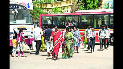 In 15 south dists, 2,570 villages yet to get KSRTC bus service