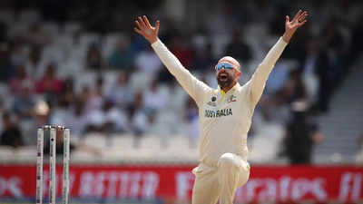 Australia's Nathan Lyon primed to rattle England and join exclusive club