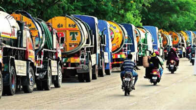 Sewage clearance raises a stink on Chennai's OMR