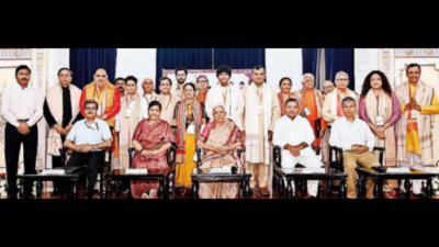 Chandraprakash Dwivedi, 17 other artists given UP Sangeet Natak Akademi awards