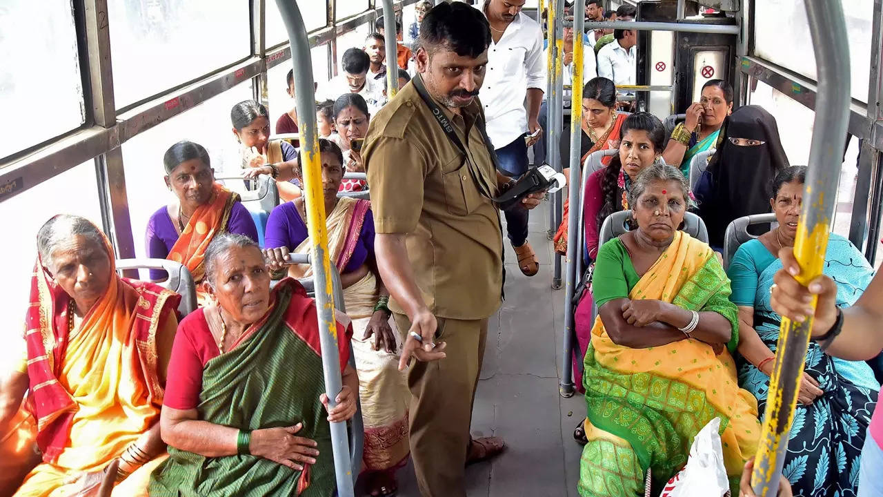 Free Bus Travel for Women in Karnataka: Nearly 1 crore women travel free in  state-run buses under 'Shakti' scheme | India News - Times of India