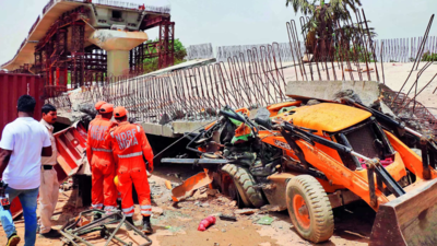 Delhi: Dwarka Expressway section falls, kills JCB driver