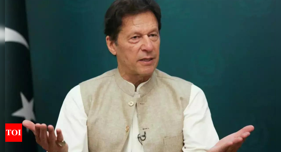 Profils des médias sociaux d’Imran Khan, les dirigeants de son parti partagés avec la FIA pour des tests médico-légaux sur le contenu anti-étatique : Rapport |  Nouvelles de l’Inde