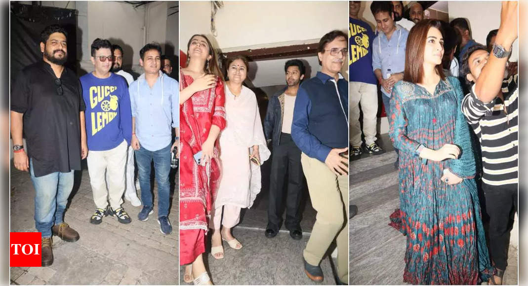 Om Raut, Kriti Sanon dan keluarganya menonton Adipurush bersama para pemeran film tersebut beberapa jam sebelum dirilis |  Film berita Hindi