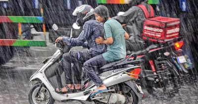 Brij Bhushan Sharan singh at Ayodhya airport