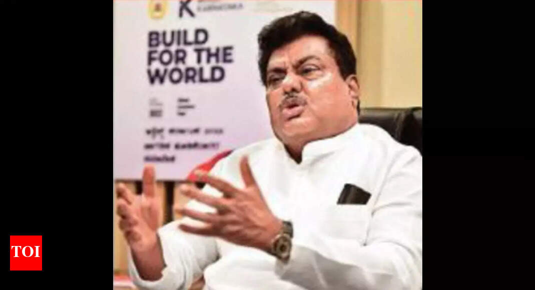Karnataka govt considering second airport for Bengaluru: Minister MB Patil | Bengaluru News - Vimarsana News