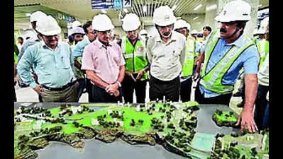 Metro GM inspects E-W’s under-water section, stns