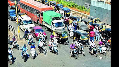 Make CCTVs operational at chowks: Cops to NMSCDCL