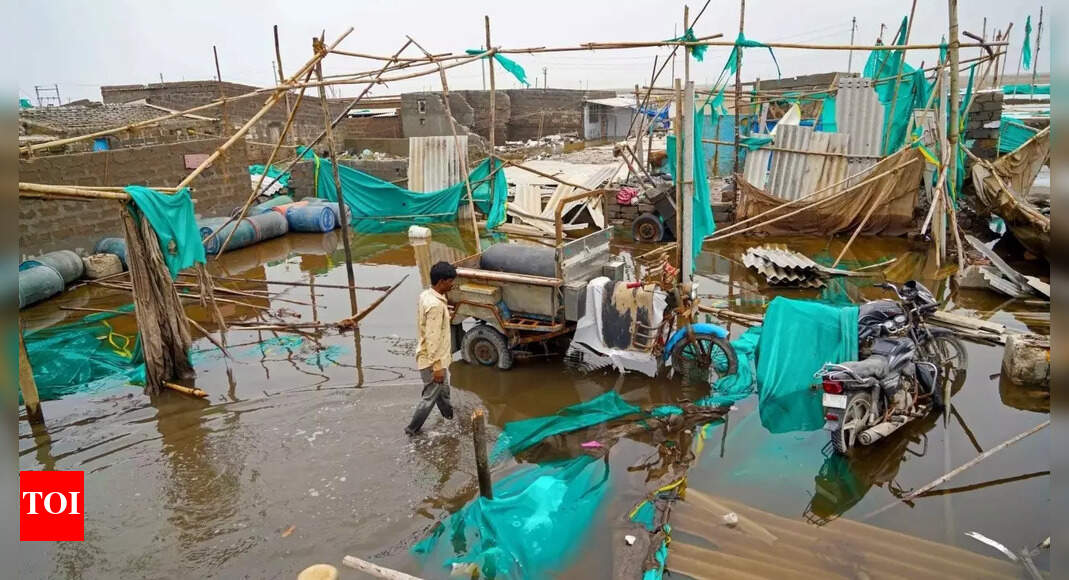 Cyclone Biparjoy: Not waiting for aid, Kutch in Gujarat starts ...