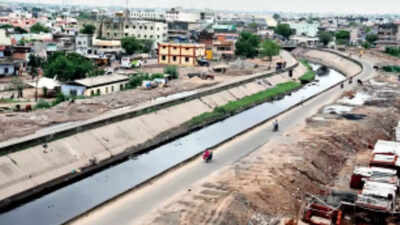 Kharicut canal: Soil dumped for redevpt emptied out for water release