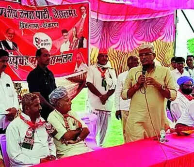 Ministers, MLAs unhappy with Raj govt: Shekhawat