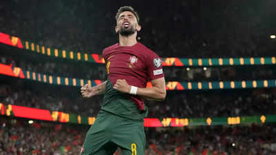 Bruno Fernandes nets twice as Portugal ease past Bosnia