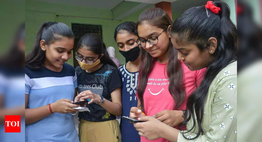 JEE Advanced 2023 result announced, V C Reddy tops the exam