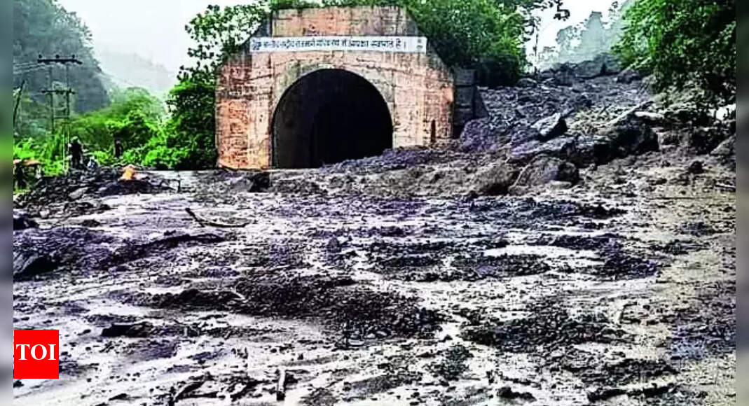 Mudslide Blocks Nh-6, Police Say Avoid Route | Shillong News - The ...