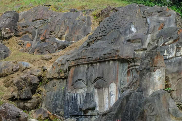 Kashi, Shiva and Unakoti