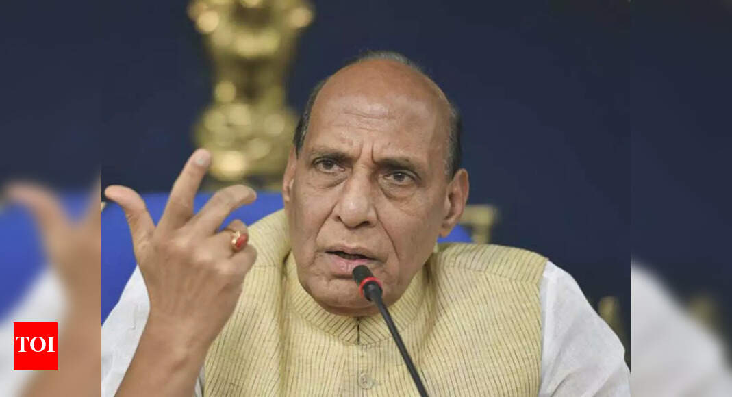 Phan Van Giang: Rajnath Singh holds bilateral talks with his Vietnamese counterpart General Phan Van Giang | India News - Vimarsana News