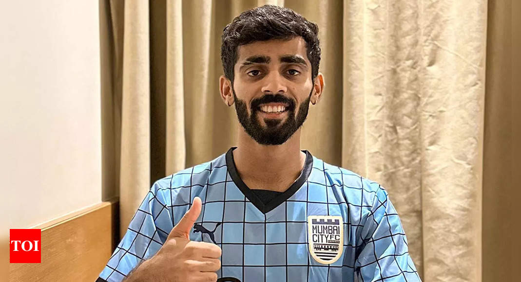 Mumbai City FC sign Akash Mishra from Hyderabad FC on a five-year contract | Football News – Times of India