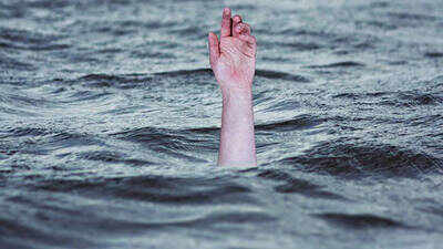 Three kids of family drown in Aurangabad
