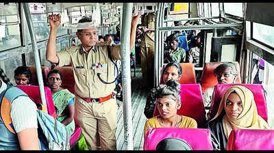 Cops give safety tips to women on board