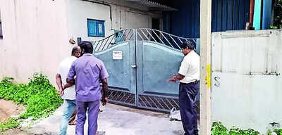 Corpn shuts shed built on encroached land