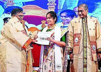 Astu hands out over 2,000 degrees at 3rd convocation