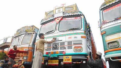 Truck drivers may get to drive in AC cabins from 2025