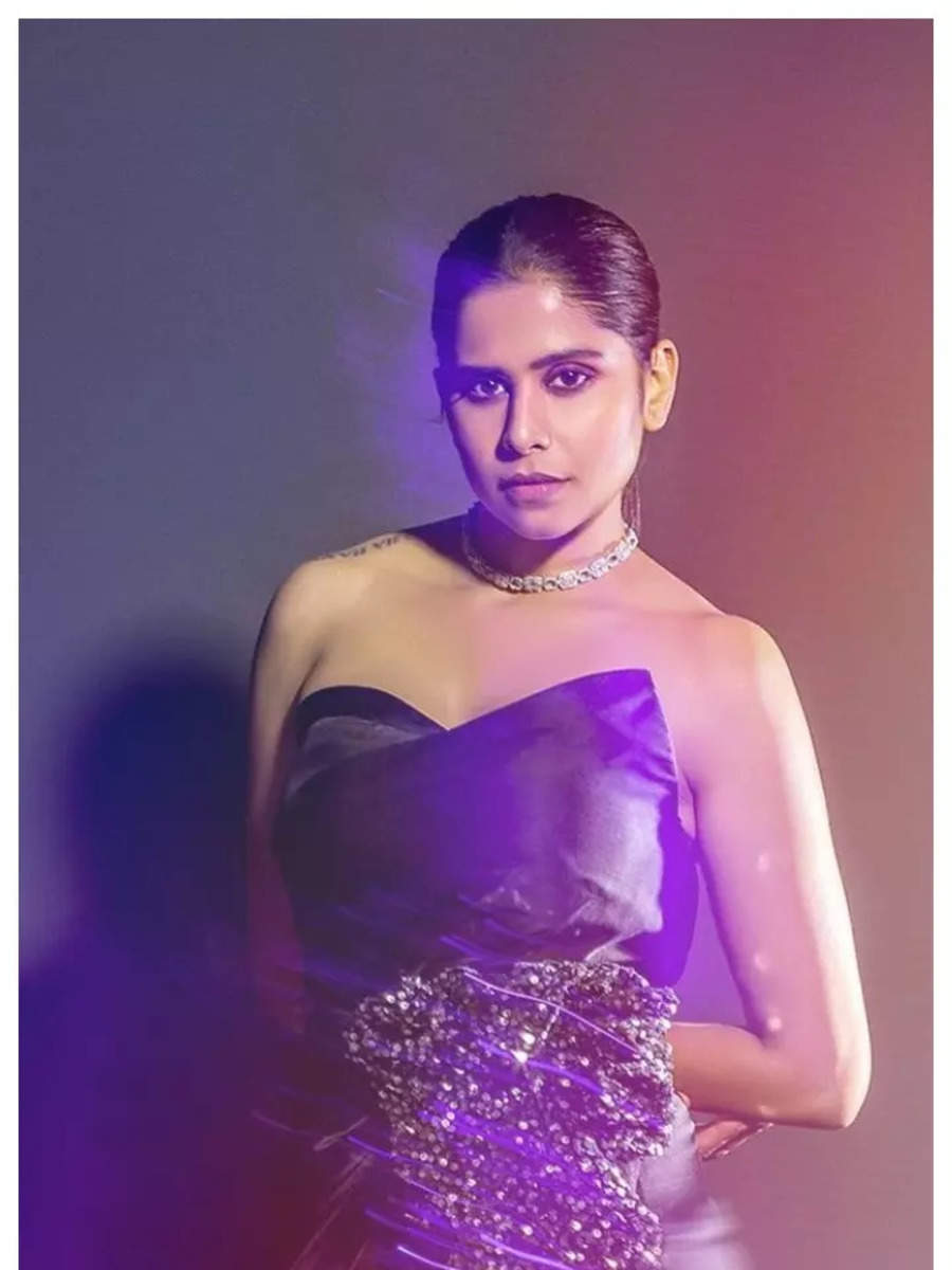 Sai Tamhankar's Glamorous Look | Times of India