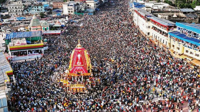 Massive surge in Puri as 10 lakh devotees take part in Rath Yatra