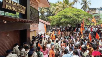 Calangute p'yat scraps order to axe Shivaji statue after gherao