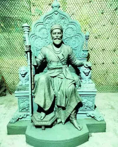 Welding history and art together, Maha Shivaji statue to be ready in a yr