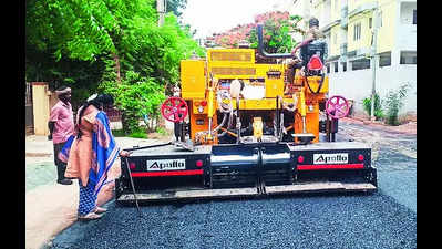 2,807 roads being repaired at 170cr, says corporation