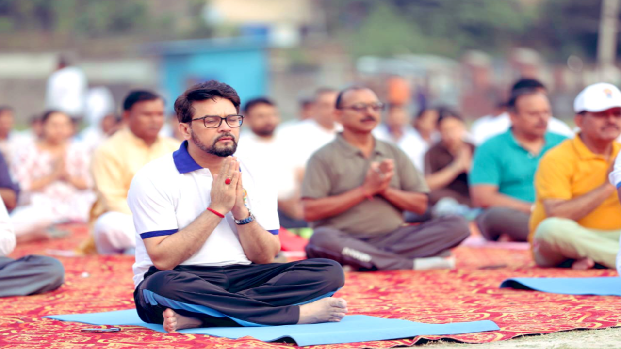BJP on X: Let's celebrate the 9th International Yoga Day and commit to  living healthier, happier, and more mindful lives.  #InternationalDayofYoga2023  / X