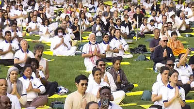 Celebrities, spiritual leaders, politicians join PM Modi for star-studded yoga event in US