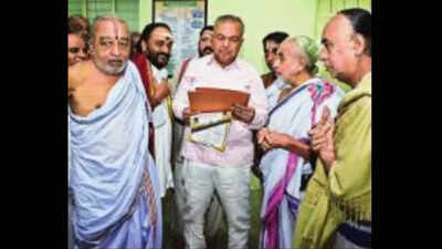 'Special darshan' for elders in 400+ Karnataka temples