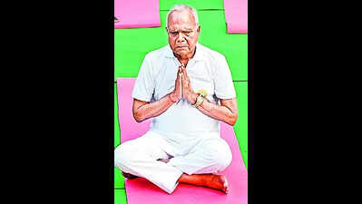 Tricity twists & turns, Purohit says yoga holds the key to better health