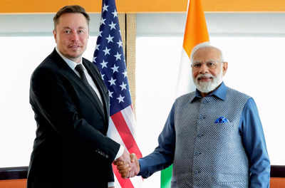 Global money flocks to India as PM Modi hobnobs with Elon Musk, Ray Dalio